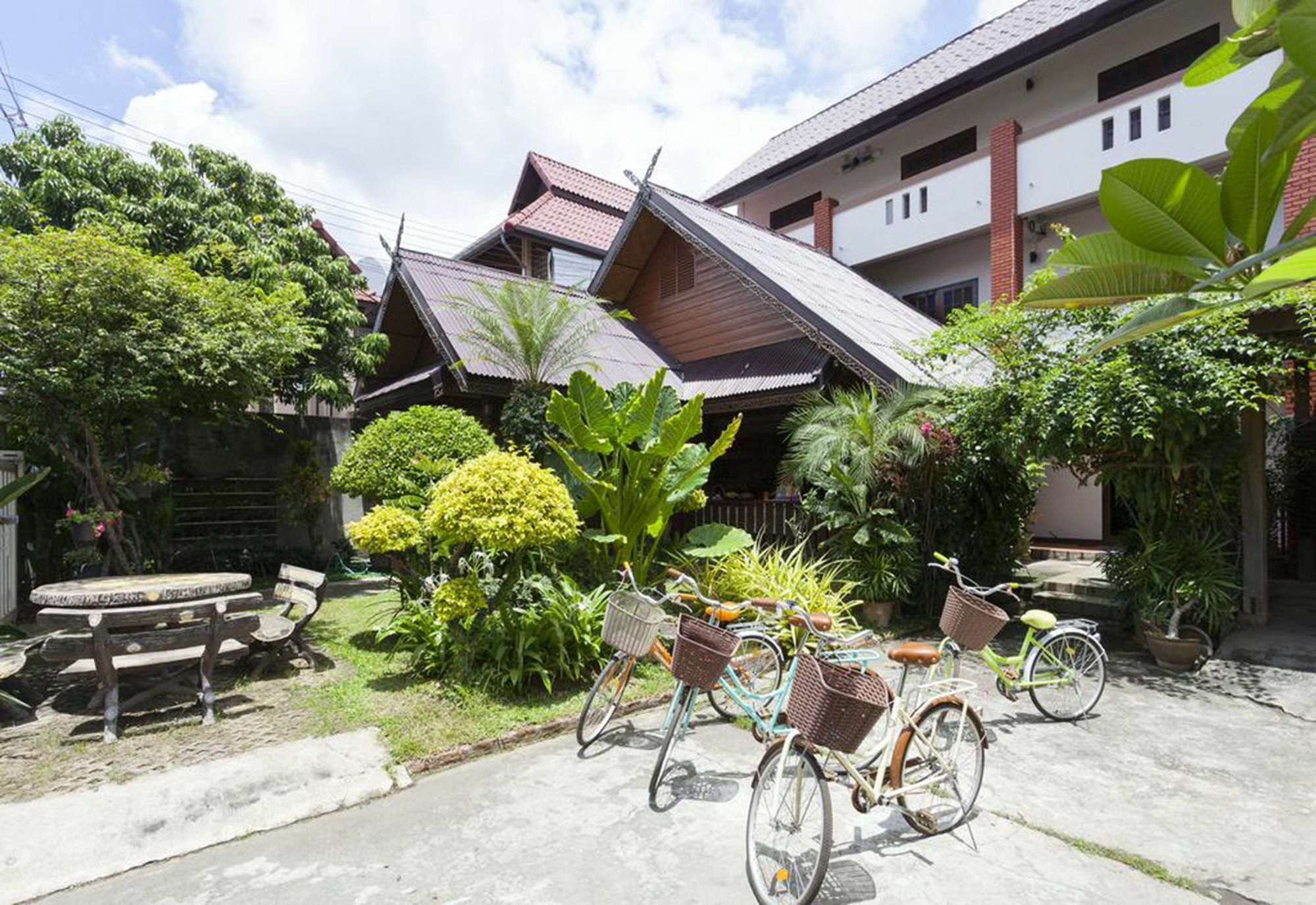 Little Home Guest House 치앙마이 외부 사진